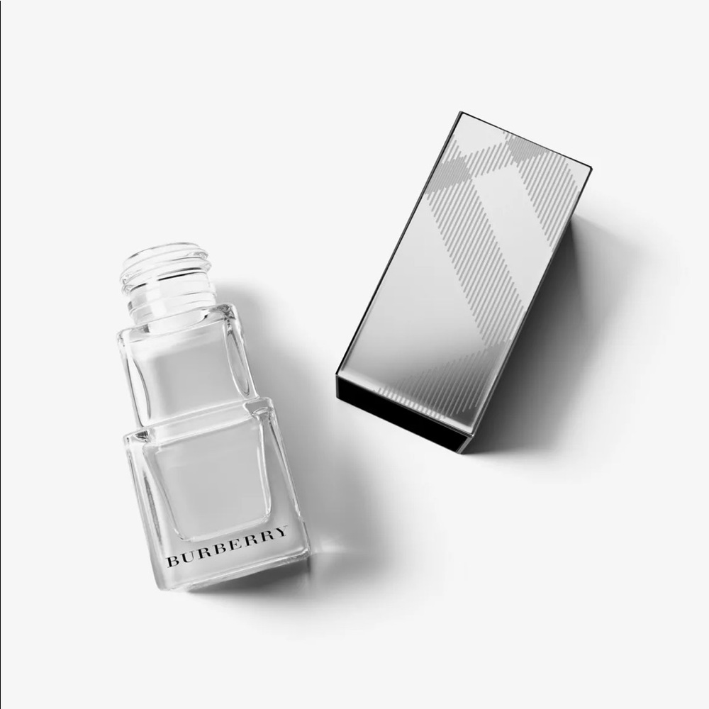 Burberry Nail Polish Base Top Coat Clear #000 NEW In Box Authentic Beauty